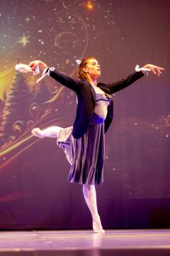 BALET HRESTAČ 16.12.2023 - Klara -3335